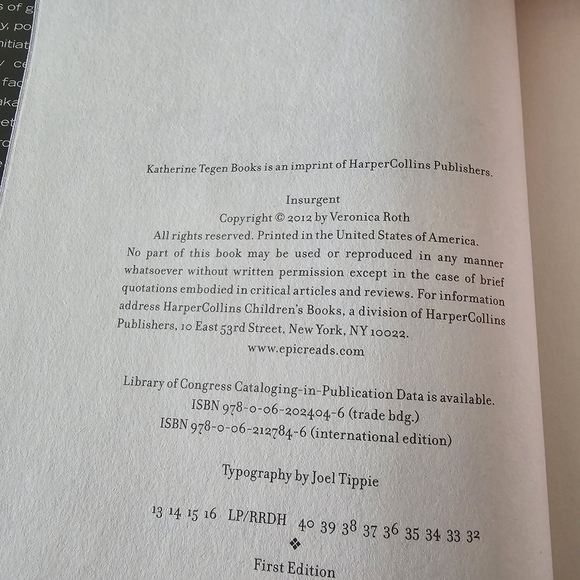 Insurgent Hardcover Book, Book 2 in the Divergent Series, Veronica Roth - Picture 4 of 8